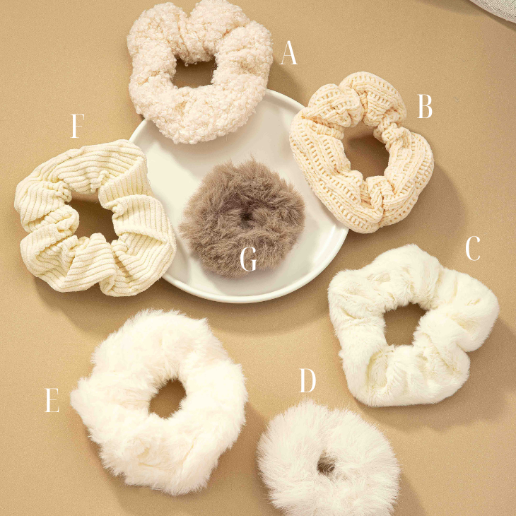 Cream Scrunchies