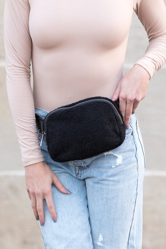 Sherpa Belt Bag in Licorice