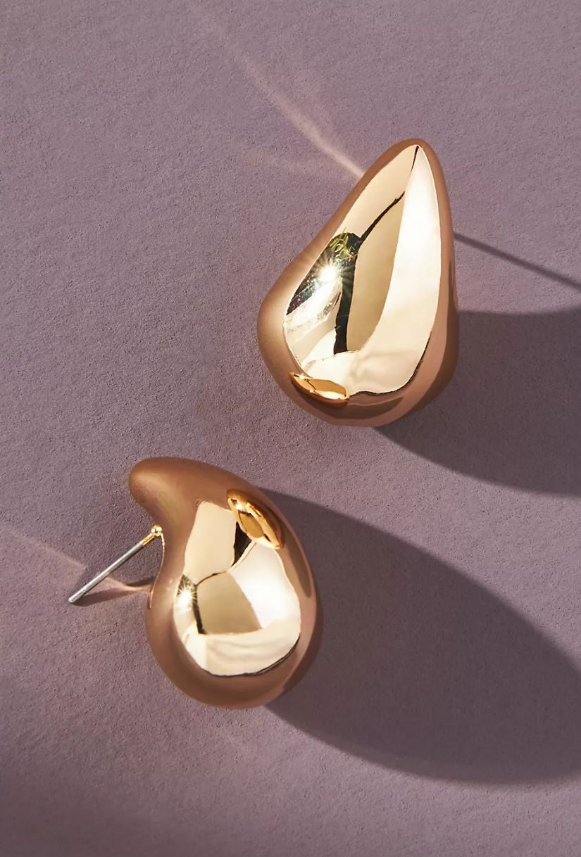 Teardrop Earrings in Gold